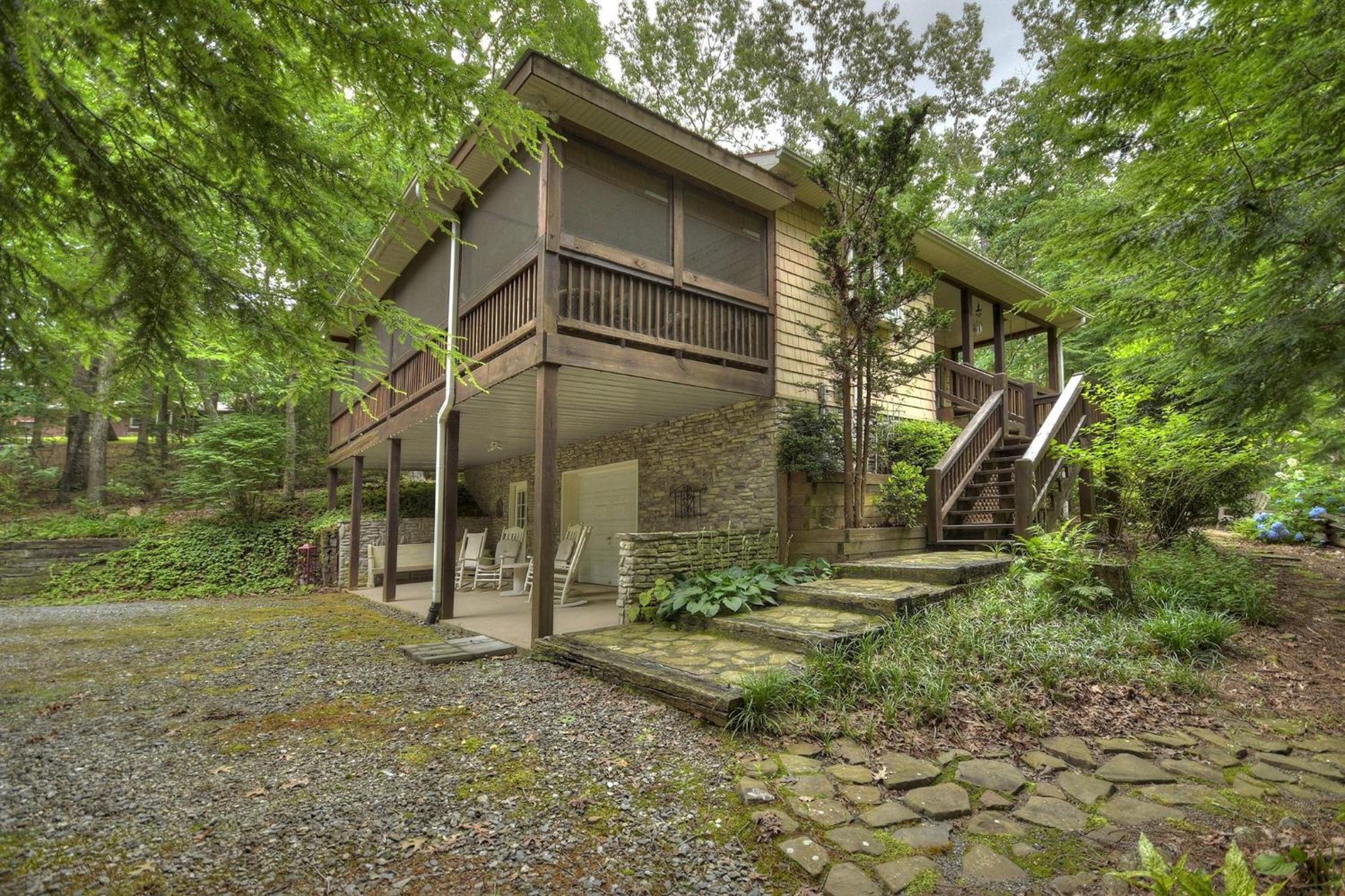 Southern Living Cottage Cozy Up By The Fire Relax On The Porch And Enjoy Peaceful Surroundings Blue Ridge Bagian luar foto