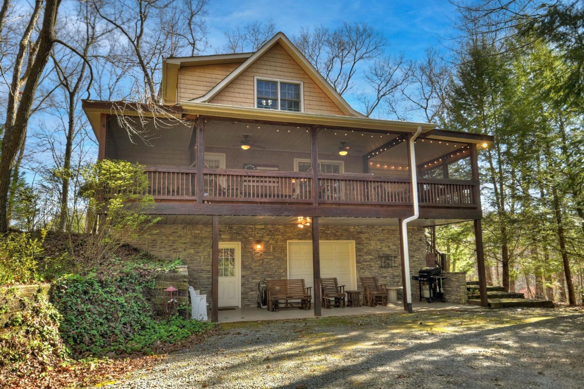 Southern Living Cottage Cozy Up By The Fire Relax On The Porch And Enjoy Peaceful Surroundings Blue Ridge Bagian luar foto